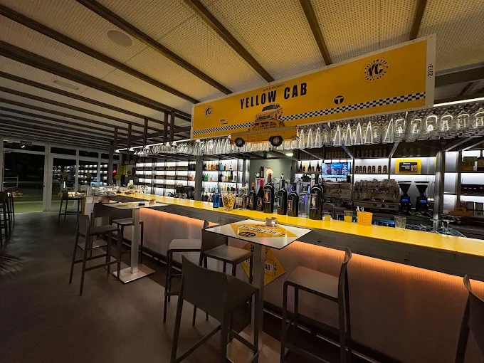 Interior Yellow Cab Alcobendas